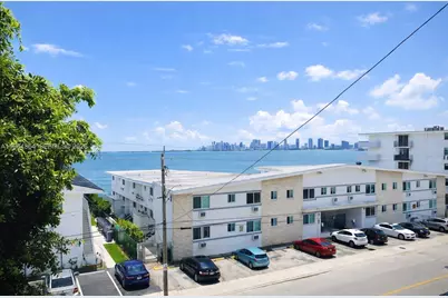 1801 S Treasure Dr #426, North Bay Village, FL 33141 - Photo 3