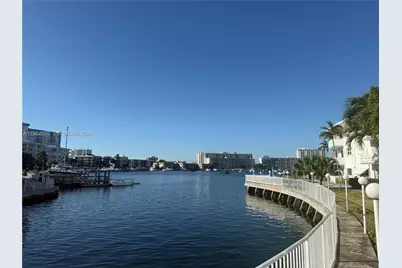 2500 Diana Dr #107, Hallandale Beach, FL 33009 - Photo 19