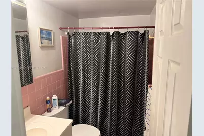 2500 Diana Dr #107, Hallandale Beach, FL 33009 - Photo 11