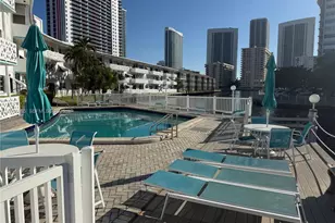 2500 Diana Dr, Hallandale Beach, FL 33009 - Photo 21