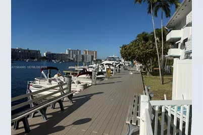 2500 Diana Dr #107, Hallandale Beach, FL 33009 - Photo 23