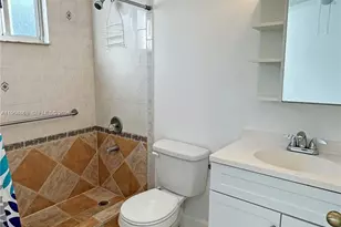 8715 SW 152nd Ave, Miami, FL 33193 - Photo 11