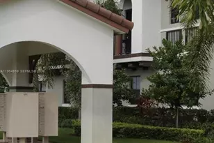 10620 NW 88th St, Doral, FL 33178 - Photo 7