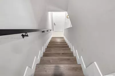 507 NW 8th Ave  #2, Fort Lauderdale, FL 33311 - Photo 29