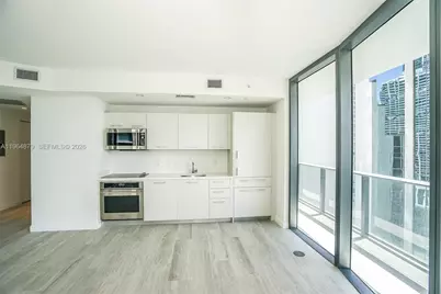 55 SW 9th St #2108, Miami, FL 33130 - Photo 3