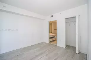 55 SW 9th St, Miami, FL 33130 - Photo 9