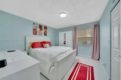 2801 Somerset Dr #215, Lauderdale Lakes, FL 33311 - Photo 19