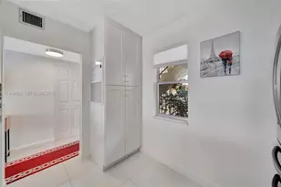 2801 Somerset Dr, Lauderdale Lakes, FL 33311 - Photo 7