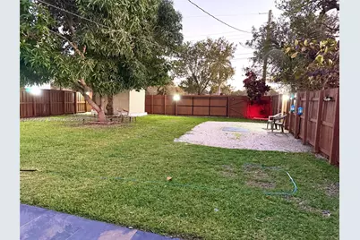 295 SW 9th St, Dania Beach, FL 33004 - Photo 41