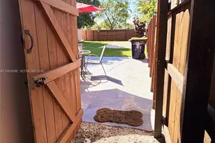 295 SW 9th St, Dania Beach, FL 33004 - Photo 45