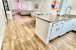 445 NE 195th St, Miami, FL 33179 - Photo 3