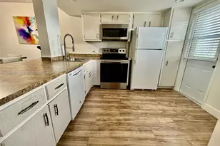 445 NE 195th St, Miami, FL 33179 - Photo 1