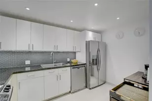 3375 N Country Club Dr, Aventura, FL 33180 - Photo 3