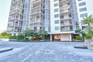 3375 N Country Club Dr, Aventura, FL 33180 - Photo 39