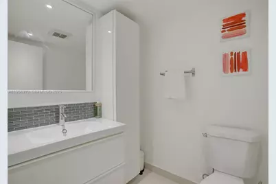 3375 N Country Club Dr #103, Aventura, FL 33180 - Photo 13