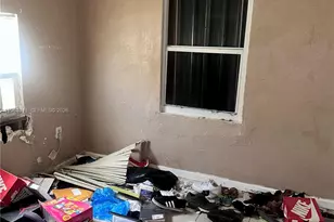 1220 NW 70th St, Miami, FL 33147 - Photo 19