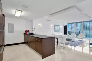 465 Brickell Ave, Miami, FL 33131 - Photo 17