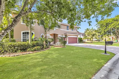 558 NW 118th Ave, Coral Springs, FL 33071 - Photo 3