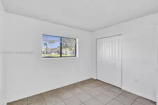 351 Palm Way, Pembroke Pines, FL 33025 - Photo 21