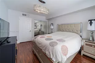 16711 Collins Ave, Sunny Isles Beach, FL 33160 - Photo 7