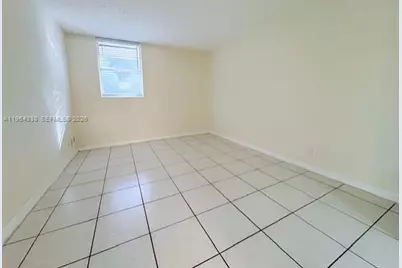 4550 NW 9th St #218E, Miami, FL 33126 - Photo 5
