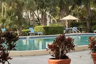 4550 NW 9th St, Miami, FL 33126 - Photo 7