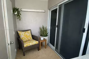 17500 NW 67th Ct, Hialeah, FL 33015 - Photo 9