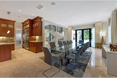 2715 Cordova St, Coral Gables, FL 33134 - Photo 3