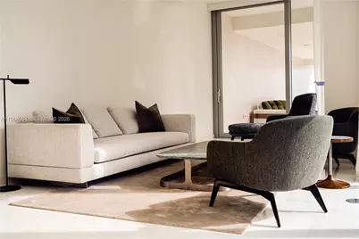 300 Biscayne Blvd Way #704, Miami, FL 33131 - Photo 9