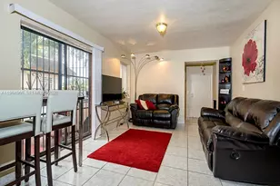 2460 NW 15th St, Miami, FL 33125 - Photo 7