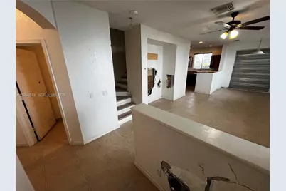 3021 Laurel Ridge Cir, Riviera Beach, FL 33404 - Photo 15