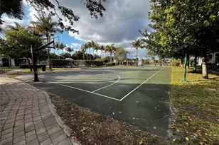 3021 Laurel Ridge Cir, Riviera Beach, FL 33404 - Photo 29