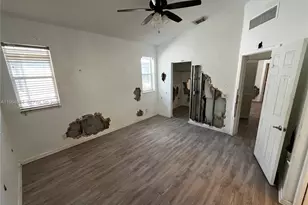 3021 Laurel Ridge Cir, Riviera Beach, FL 33404 - Photo 21