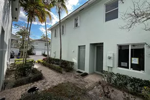 3021 Laurel Ridge Cir, Riviera Beach, FL 33404 - Photo 3