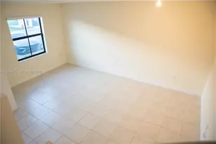 11091 W 32nd Ln, Hialeah, FL 33018 - Photo 9