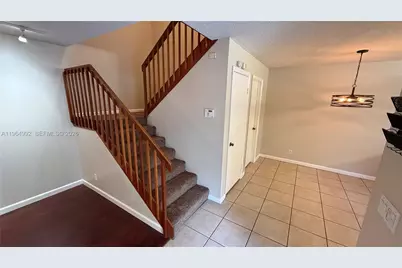 709 NW 98th Cir #709, Plantation, FL 33324 - Photo 7