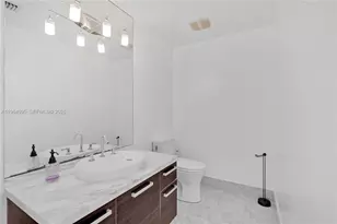 244 Biscayne Blvd, Miami, FL 33132 - Photo 15