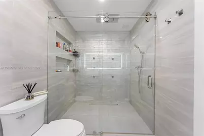 4892 Willow Dr, Boca Raton, FL 33487 - Photo 23