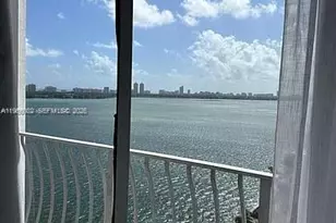 7601 E Treasure Dr, North Bay Village, FL 33141 - Photo 5