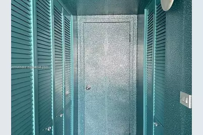 7601 E Treasure Dr #2022, North Bay Village, FL 33141 - Photo 9