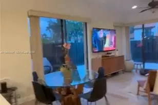 5726 Fox Hollow Dr, Boca Raton, FL 33486 - Photo 3