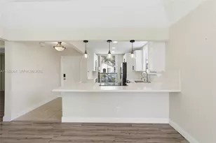 5726 Fox Hollow Dr, Boca Raton, FL 33486 - Photo 9