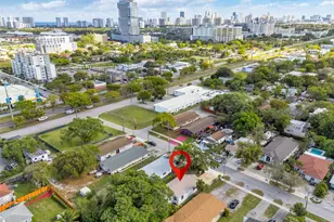 30 SW 7th St, Hallandale Beach, FL 33009 - Photo 31