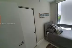 16385 Biscayne Blvd, North Miami Beach, FL 33160 - Photo 25