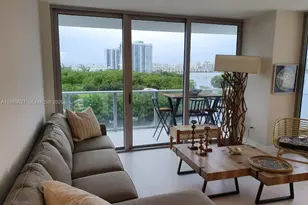 16385 Biscayne Blvd, North Miami Beach, FL 33160 - Photo 11