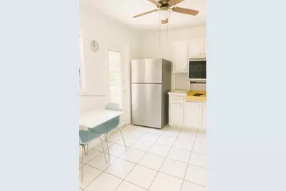 610 NE 12th Ave #308, Hallandale Beach, FL 33009 - Photo 7