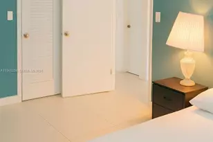 610 NE 12th Ave, Hallandale Beach, FL 33009 - Photo 17