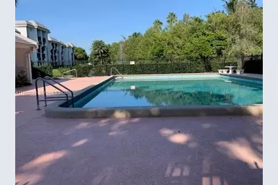 731 N Pine Island Rd #305, Plantation, FL 33324 - Photo 5