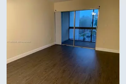 731 N Pine Island Rd #305, Plantation, FL 33324 - Photo 11