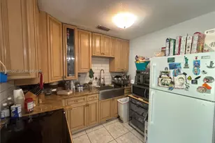 6261 SW 25th St, Miramar, FL 33023 - Photo 9